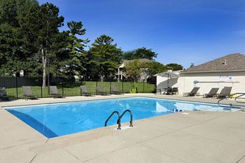Swimming pool with sun deck